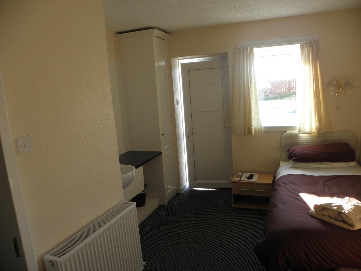 Morefield Motel 2*